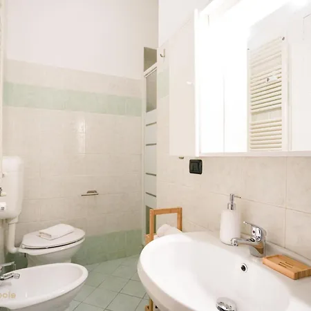 Artisti Art Apartment