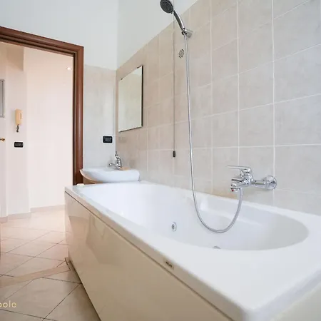 Artisti Art Apartment *